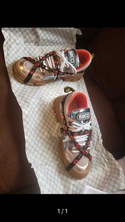 Gucci flashtrek sneaker