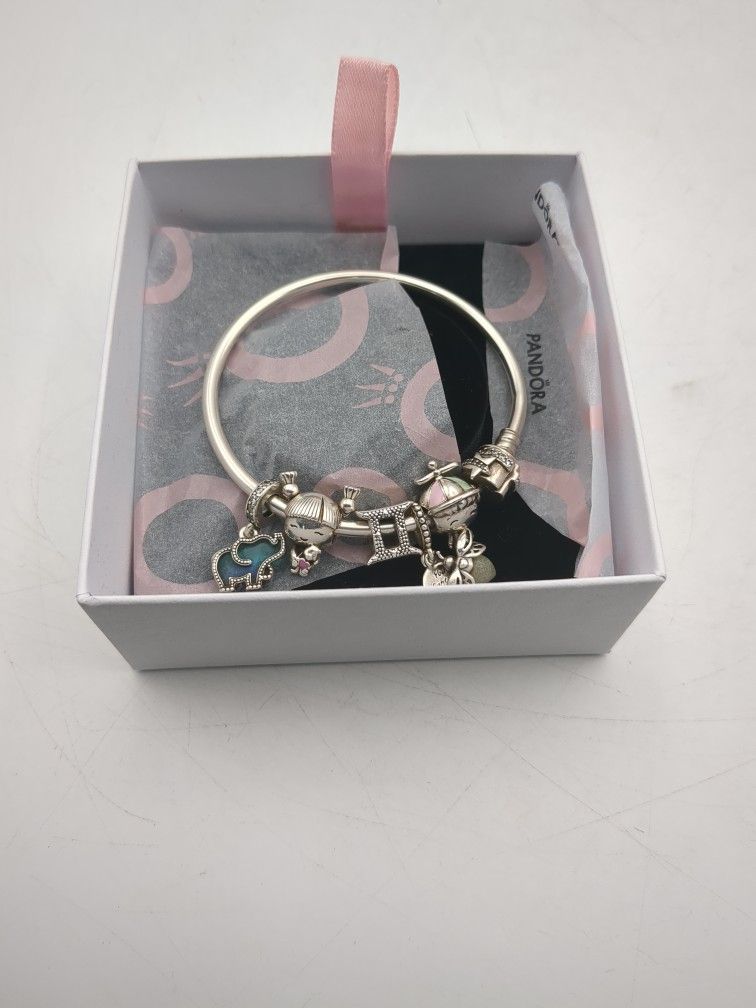 Pandora Bracelet With Charms