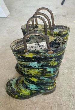 Western Chief Black, Green & Teal Brushstroke Kids Rain Boots size 7