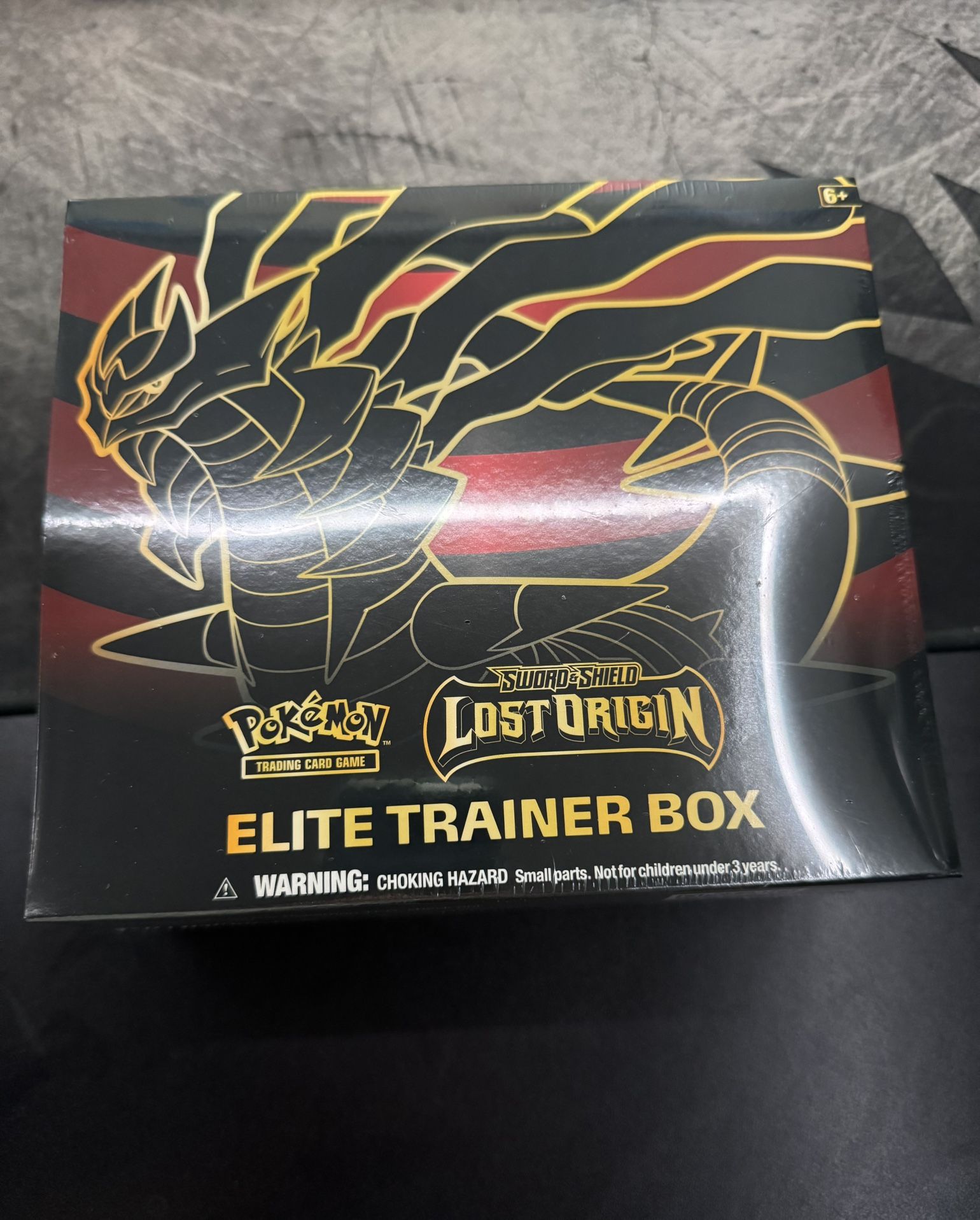 Pokemon Lost Origin ETB