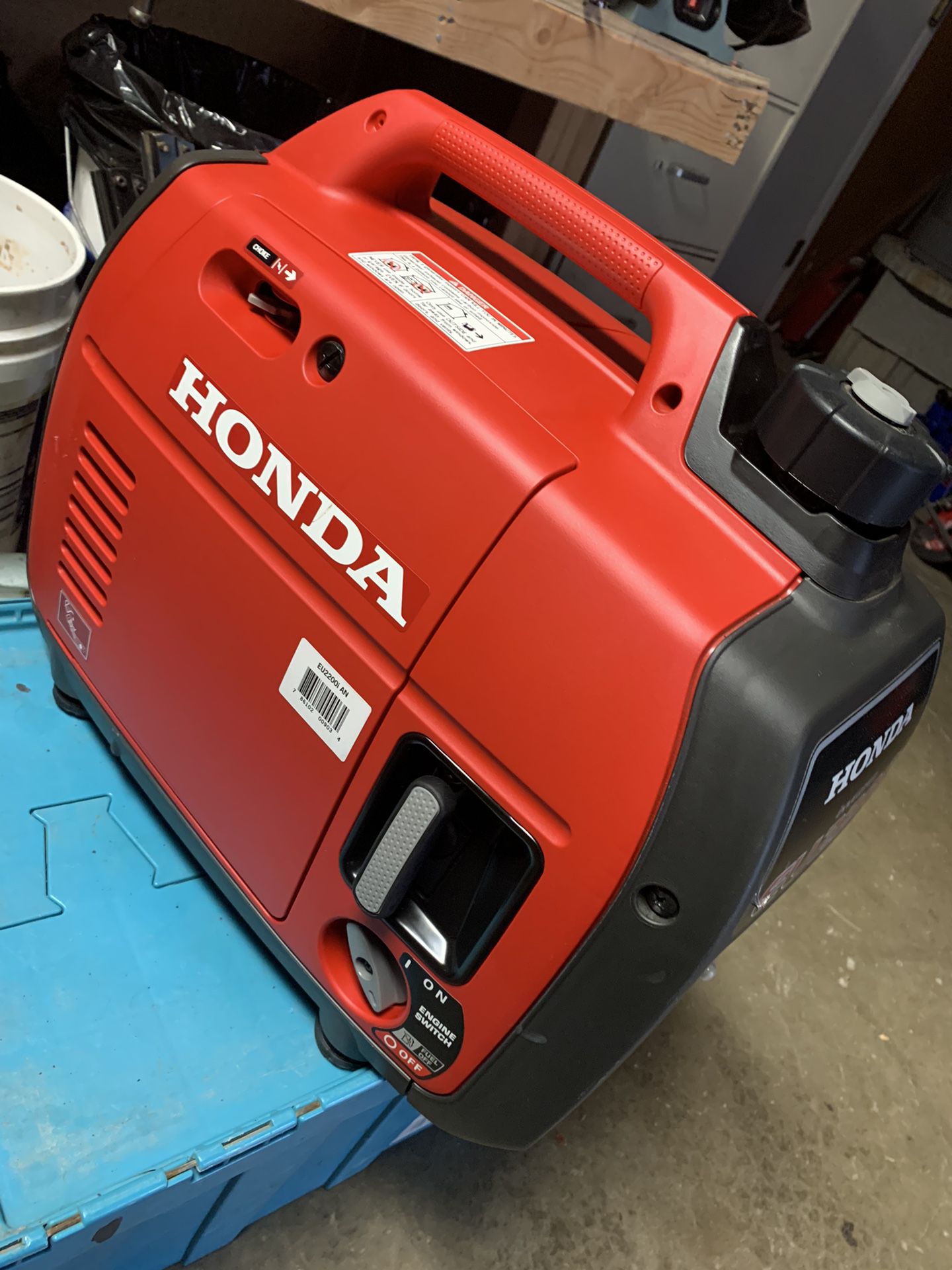 Honda Generator Eu2200i  GOOD CONDITION 