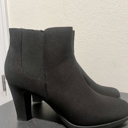 Women's Black Dress Ankle Bootie Size 9