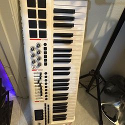 M-Audio AxiomPro49 Producer Midi Piano