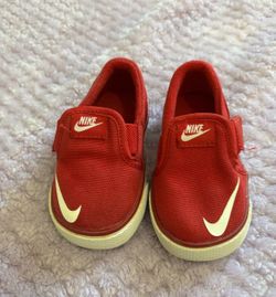 Red Baby Nike 3c