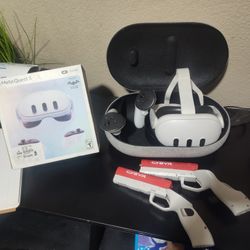 Meta Quest 3 VR 512GB Head Set In Perfect Condition Like New Condition 