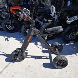 Tomofree 3 Wheel Scooter for Adults, Foldable Mobility Scooter with Seat, Top Speed 15 Mph Electric Scooter for Adults Lightweight Electric Trike with