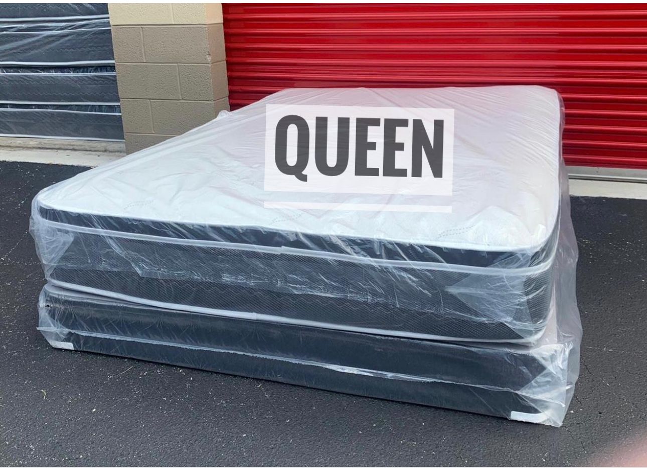 NEW Mattress Queen Size Pillowtop With Box Spring // Offer 🚚