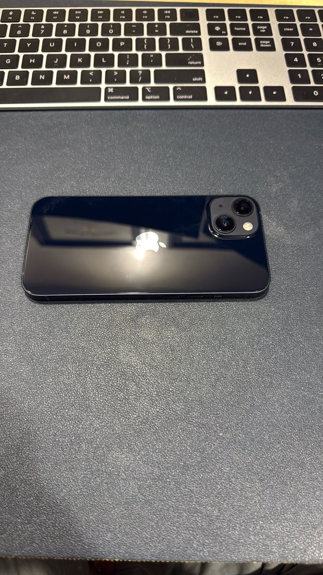 iPhone 13 Cricket