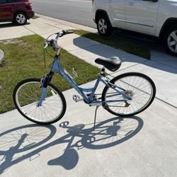26 Inch Schwinn Girls Bicycle 