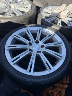 Aston Martin, 20 Inch Staggered