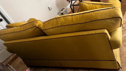 Vanguard Designer Sofa | American Bungalow Collection | Down/Feather Cushions