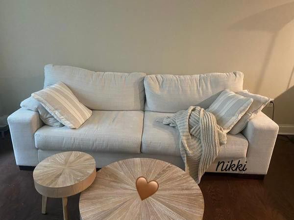 🍄 Maggie Sofa | Loveseat | Sectional | Reclinerrr | Garden Set | Sofa | Sleeper| Living Room Furniture| Couch