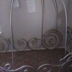 Disney Princess Bed From Rooms To Go