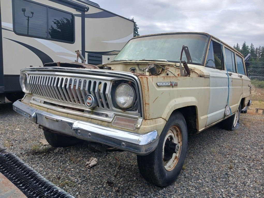 Jeep Wagoneer Parts