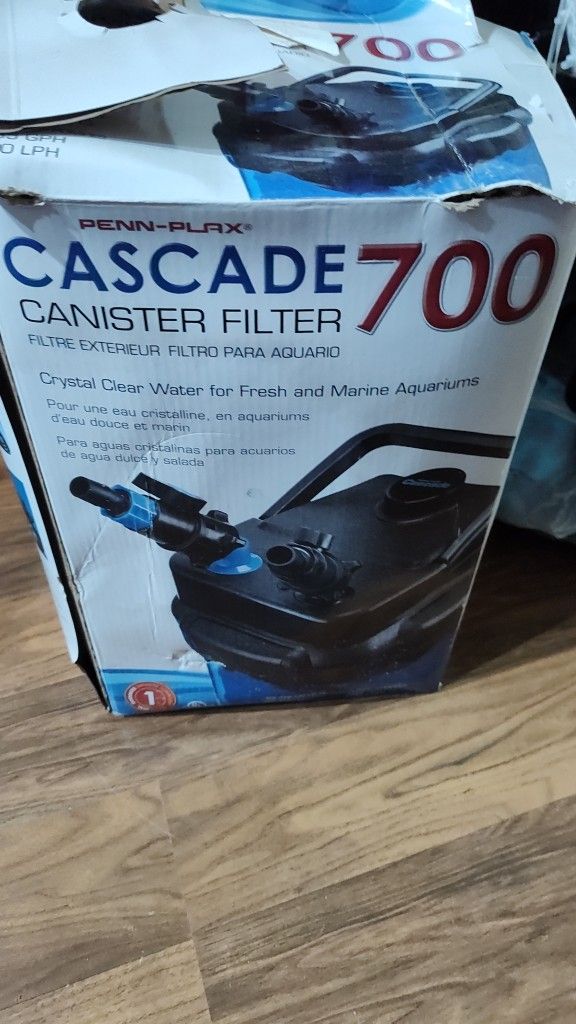 Penn-Plax Cascade 700 Aquarium Canister Filter
