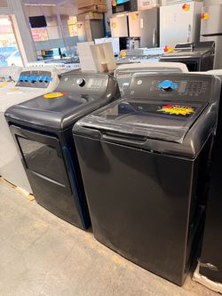 *Open Box* GE Washer & Gas Dryer Set