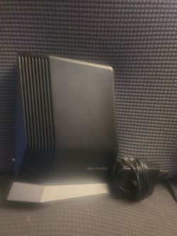 Netgear Nighthawk AX8 WiFi 6 Router (RAX80) - Excellent Condition