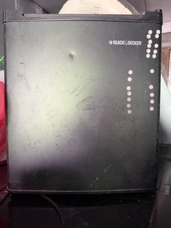 Black & Decker - Mini Fridge