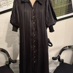 Black High Low Pleated 