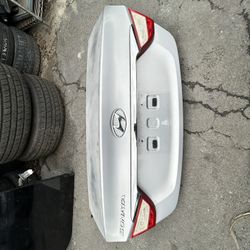 2011-2013 Hyundai Sonata Trunk Lid 