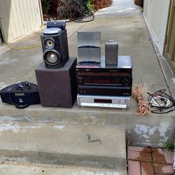 CD,DVD,Tunner,5 Speakers And More