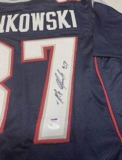 rob gronkowski autographed jersey