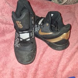 Nike Kyrie Flytrap 2