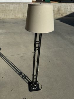 Floor Lamps With Bulbs