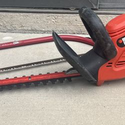 Black+Decker 18 in. 120 V Electric Hedge Tool