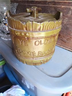 Ye Olde Cookie Bucket Ceramic Cookie Jar