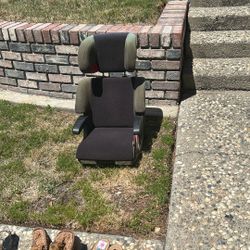 Car Seat For Toddler. Heavy Duty Built Accident Safe. At The Yard Sale Today. 4361 Scenic Ave Pittsburg Ca. 