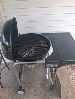 Weber performance grill! (Charcoal)