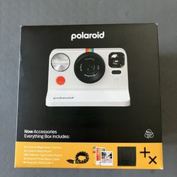 Instant Camera Bundle (16photos，small album，camera strap round，magnetic display stars)