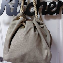 MICHAEL KORS PURSE $30 OBO LIKE NEW