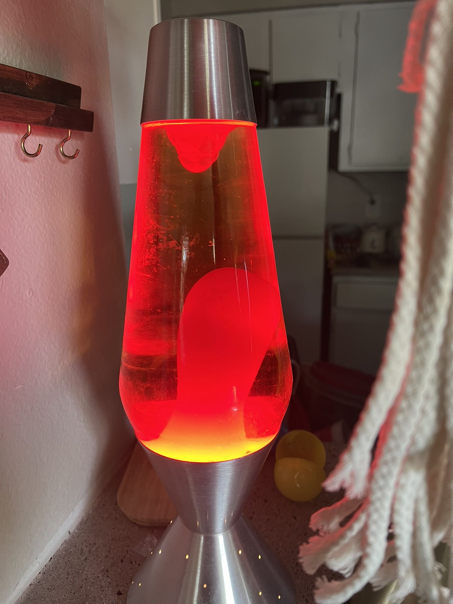 16.3” Vintage Starlight Lava Lamp