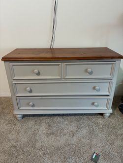 4-Drawer Wood Dresser – Gray & Brown