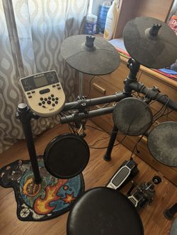 Alesis Electric Drum Set