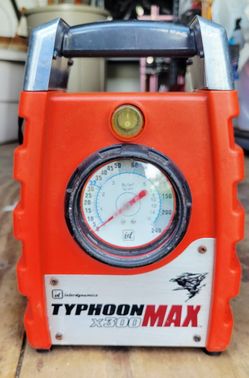 Typhoon Max X300 Portable 12V Tire Inflator Air Compressor – Missing Cover