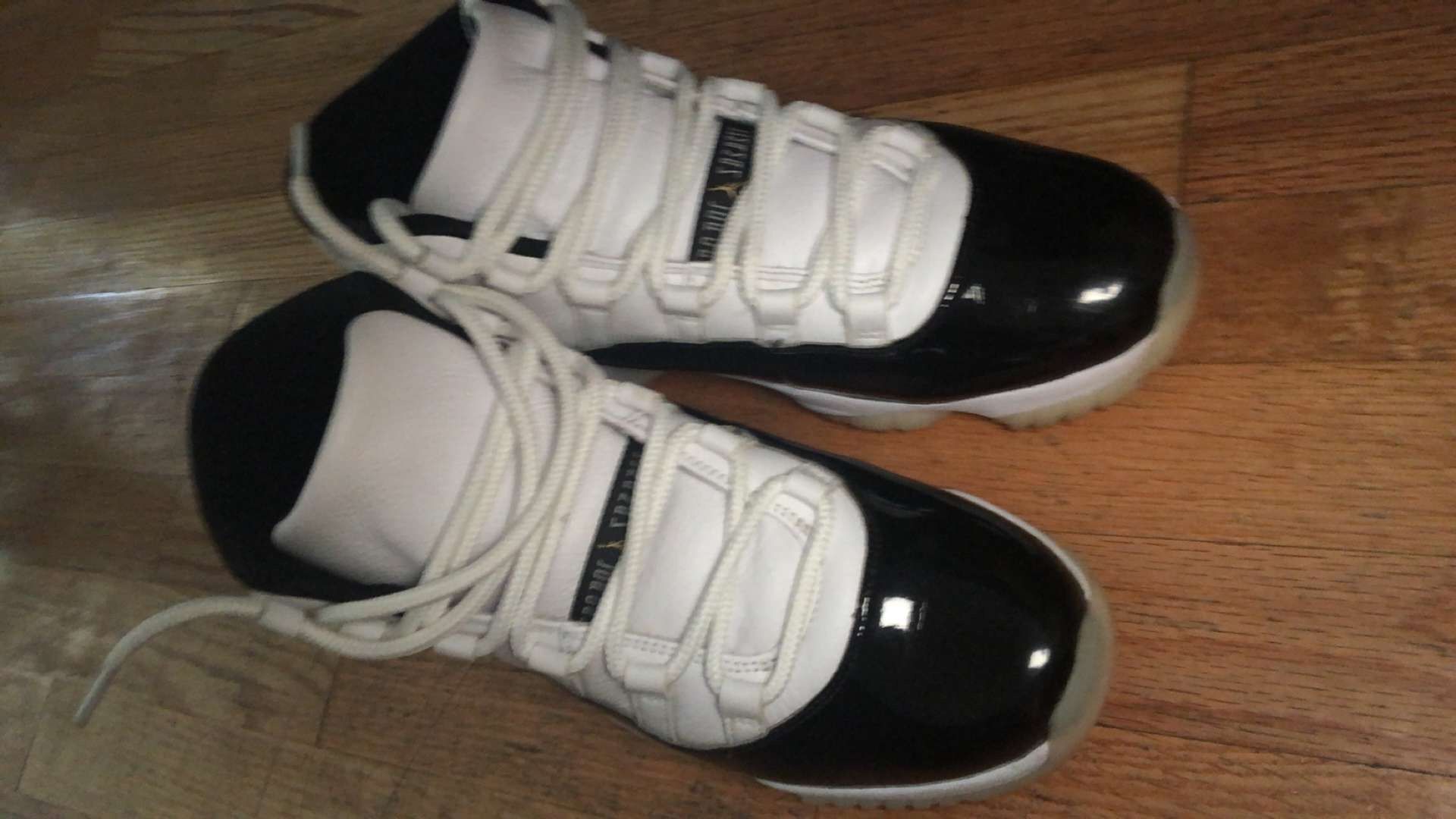 Jordan 11s