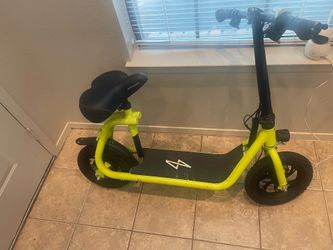 R1 Phantom GoGo Communter Scooter