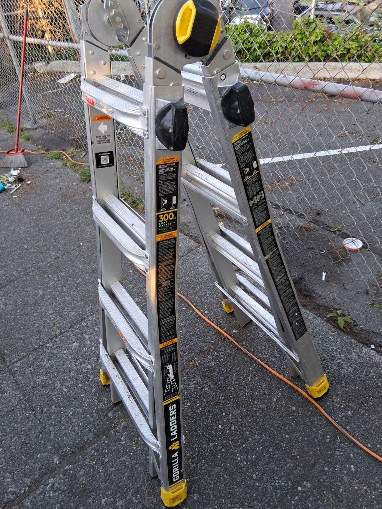 18 ft Reach Aluminum Multi-Position Ladder with Tool Hangers, 300 lbs. Load Capacity, Type IA Duty R