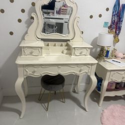Vanity /peinadora 