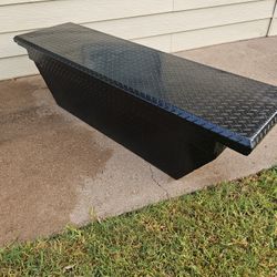 Aluminum Crossover Truck Tool Box