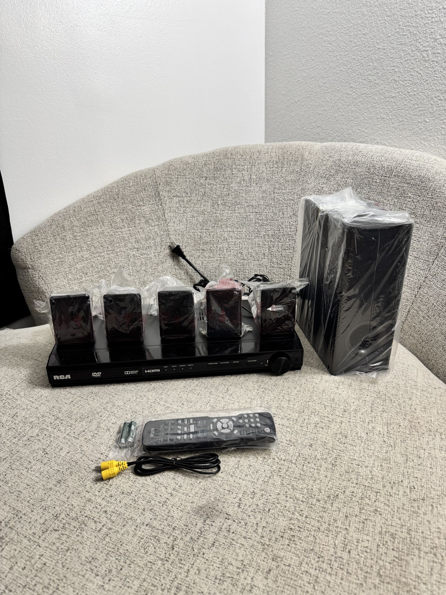 RCA RTD3236EH Home Theater System W HDMI 1080P Black