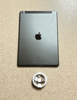 Apple iPad 7 32gb cellular $130 obo