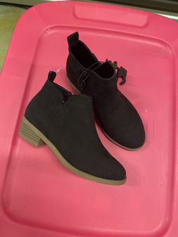 Girls Size 2 Bootie New