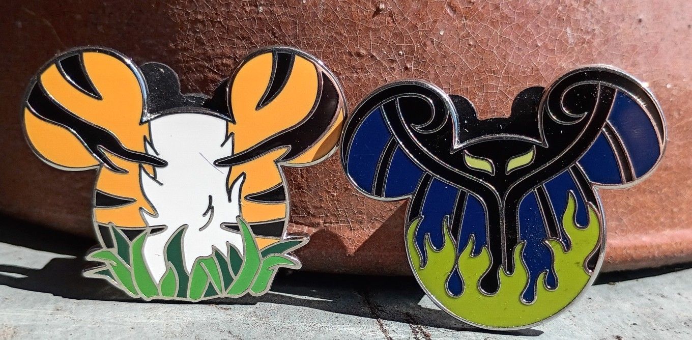 *NEW* Disney Villains Pin Pair (Shere Kahn/Chernobog)