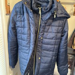 Women’s Coat Good Condition 