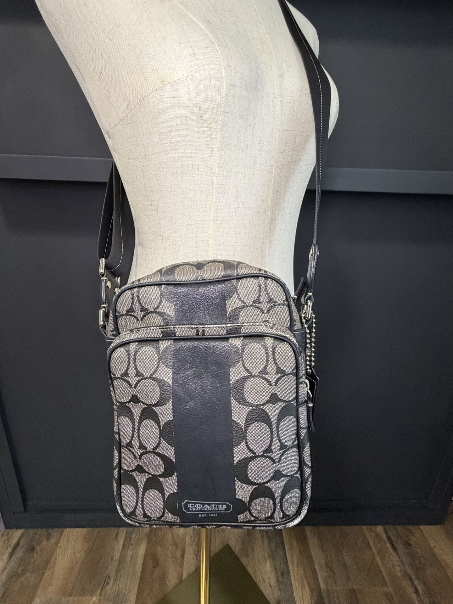 Coach Leather Black and Gray Men's Bag