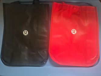 Lululemon reusable shopping bag
